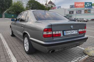 Седан BMW 5 Series 1992 в 