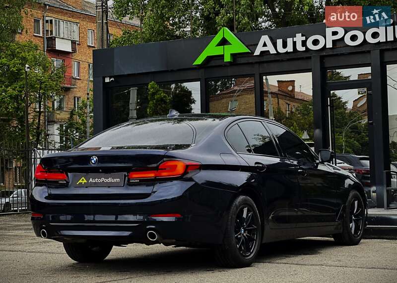 Седан BMW 5 Series 2016 в Києві