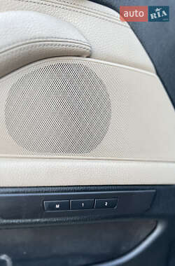 Седан BMW 5 Series 2011 в 