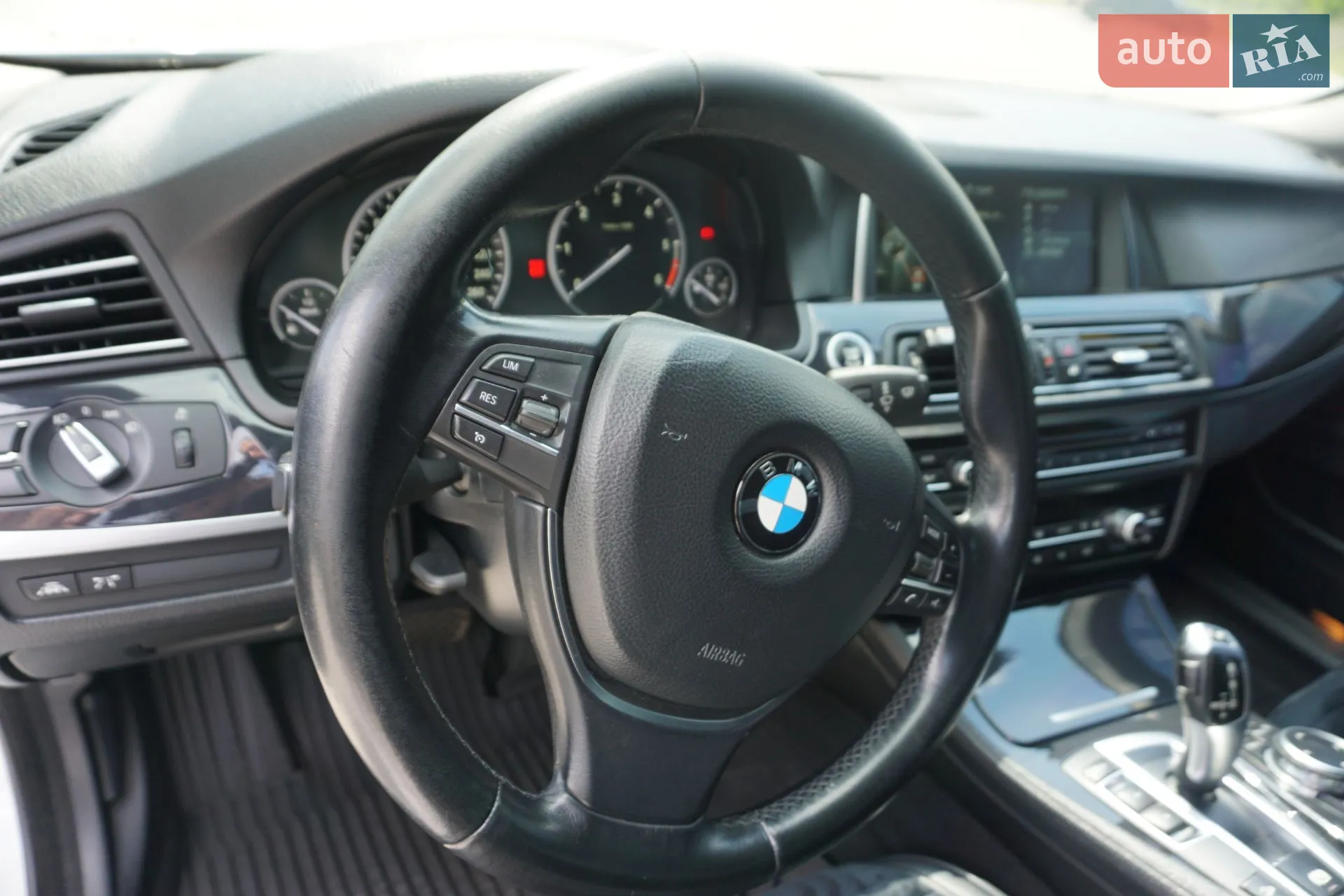 2013 BMW 5er - мініатюра 11