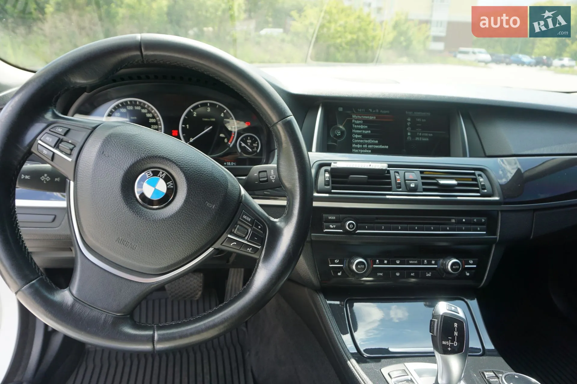 2013 BMW 5er - мініатюра 12