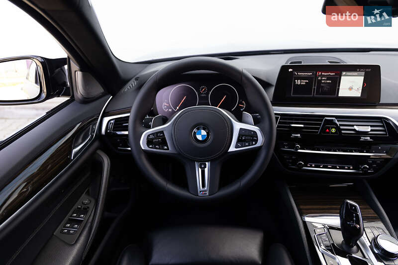 Седан BMW 5 Series 2018 в Луцьку