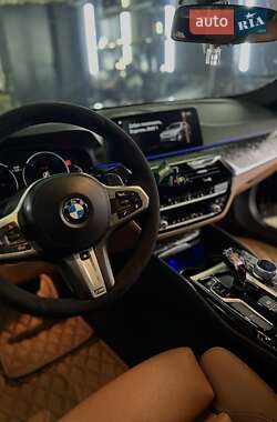 Седан BMW 5 Series 2018 в 