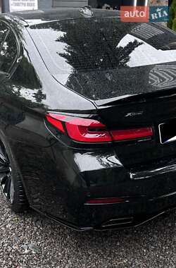 Седан BMW 5 Series 2018 в 