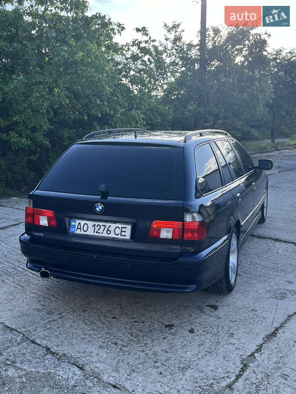 Универсал BMW 5 Series 2001 в Новоднестровске