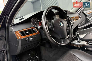 Седан BMW 5 Series 2008 в 