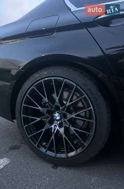 Седан BMW 5 Series 2014 в 