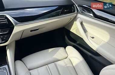Седан BMW 5 Series 2019 в 