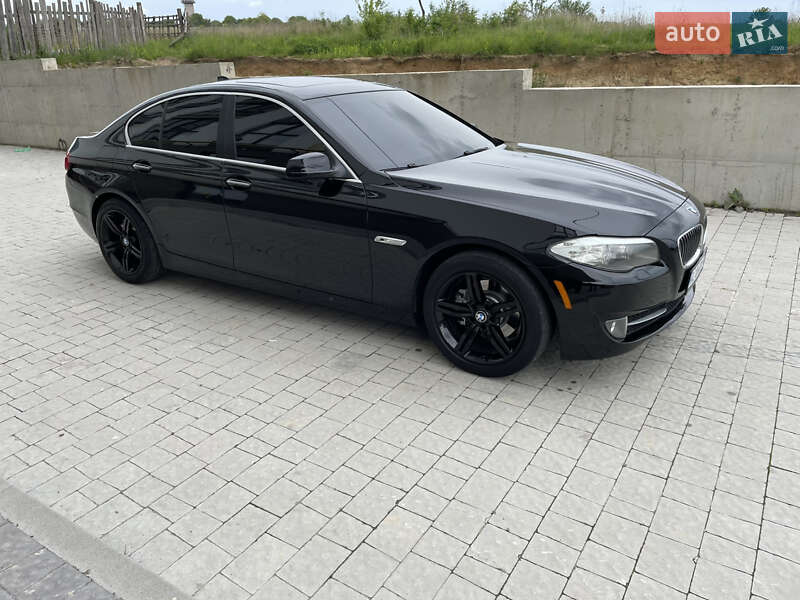 BMW 5 Series 2011