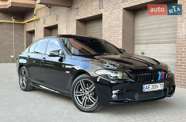 Седан BMW 5 Series 2012 в 