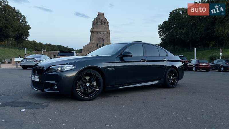 Седан BMW 5 Series 2014 в Кременчуці