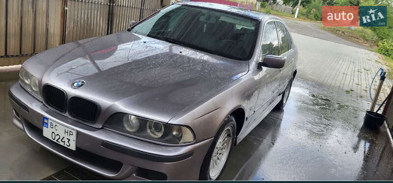 Седан BMW 5 Series 1998 в Горохове