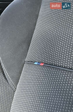Седан BMW 5 Series 2011 в 