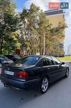 Седан BMW 5 Series 1996 в 