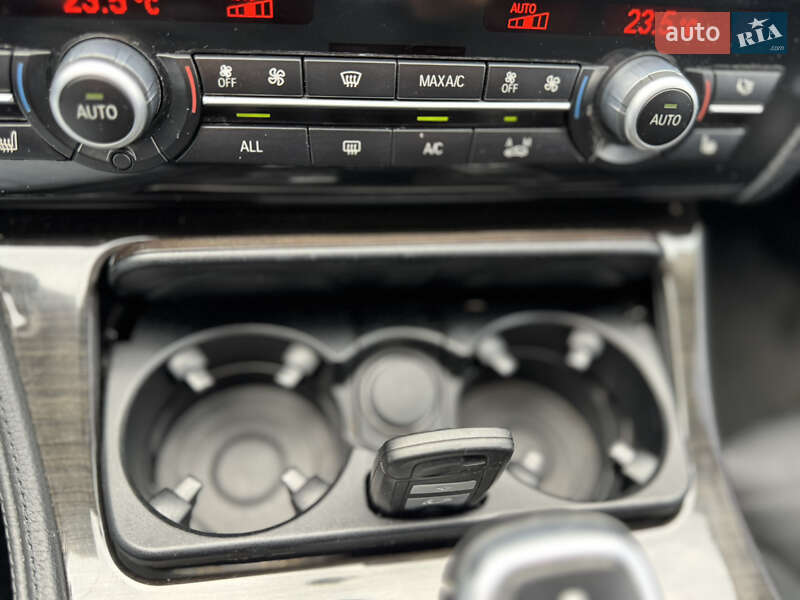 Седан BMW 5 Series 2012 в Києві