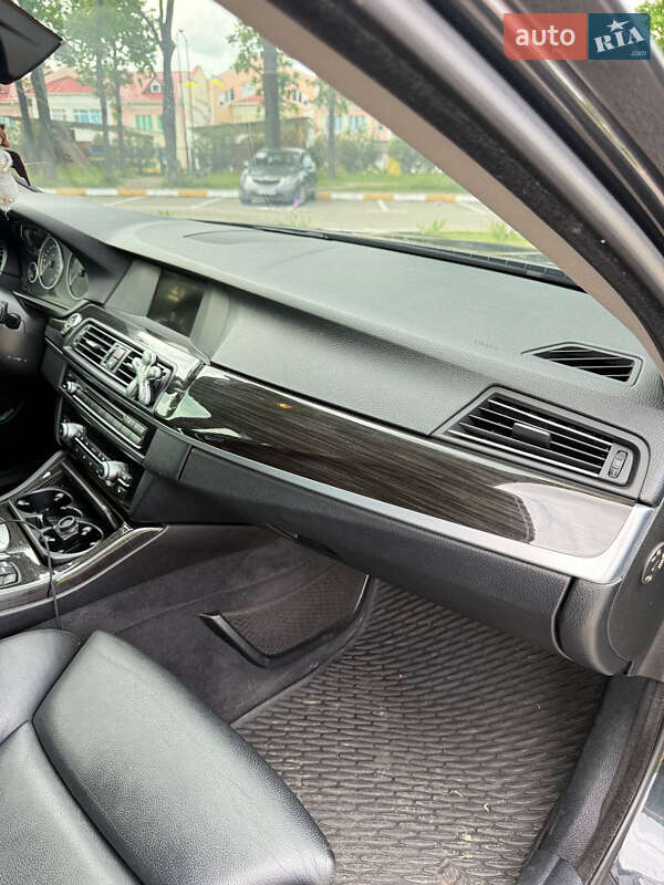 Седан BMW 5 Series 2012 в Києві фото 12 Седан BMW 5 Series 2012 в Києві