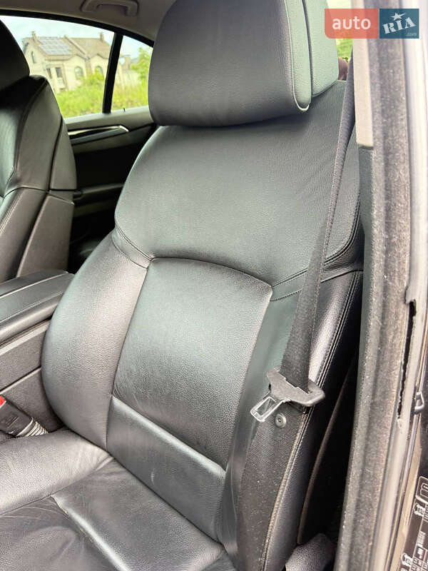 Седан BMW 5 Series 2012 в Києві фото 16 Седан BMW 5 Series 2012 в Києві