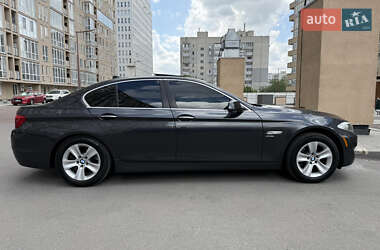 Седан BMW 5 Series 2012 в 