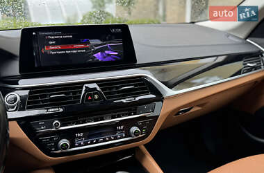 Седан BMW 5 Series 2019 в 