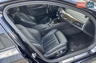Седан BMW 5 Series 2018 в 