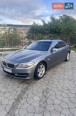 Седан BMW 5 Series 2012 в 