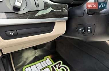 Седан BMW 5 Series 2014 в 