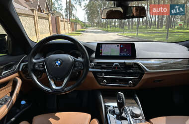 Седан BMW 5 Series 2017 в 