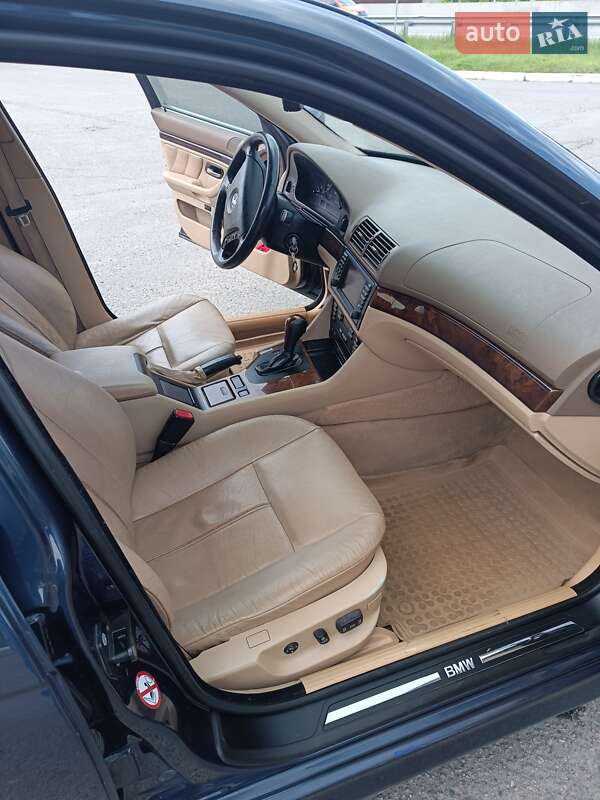 Універсал BMW 5 Series 2002 в Києві