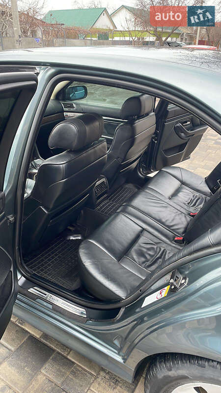 Седан BMW 5 Series 2002 в Измаиле