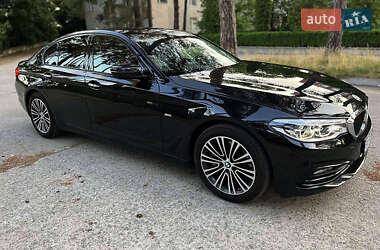 Седан BMW 5 Series 2017 в 