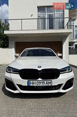 Седан BMW 5 Series 2017 в 