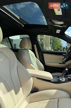 Седан BMW 5 Series 2017 в 