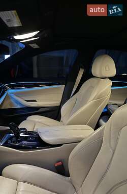 Седан BMW 5 Series 2017 в 