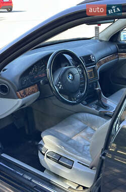 Універсал BMW 5 Series 2000 в 