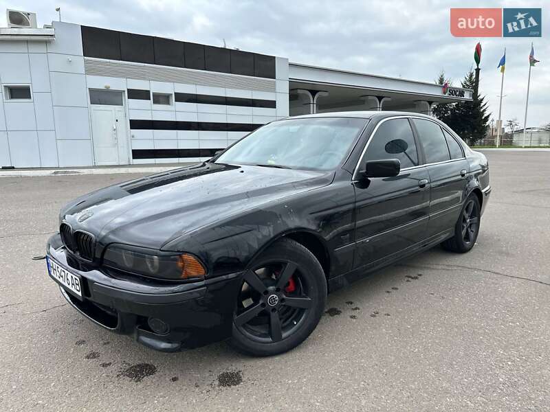 Седан BMW 5 Series 2001 в Кодыме