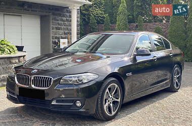 Седан BMW 5 Series 2016 в Рівному