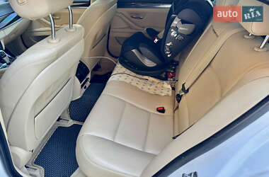 Седан BMW 5 Series 2015 в 