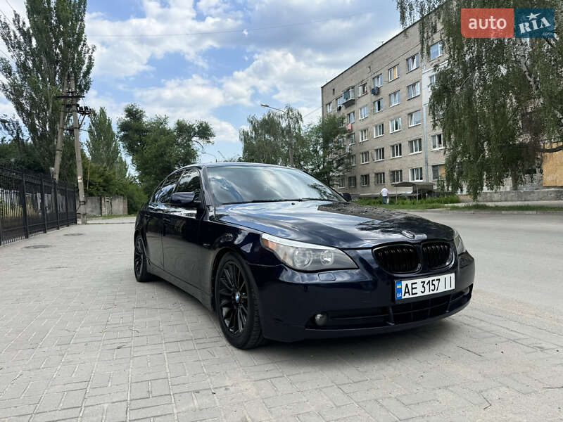 BMW 5 Series 2003