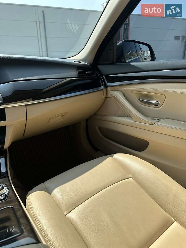 Седан BMW 5 Series 2016 в Киеве фото 6 Седан BMW 5 Series 2016 в Киеве