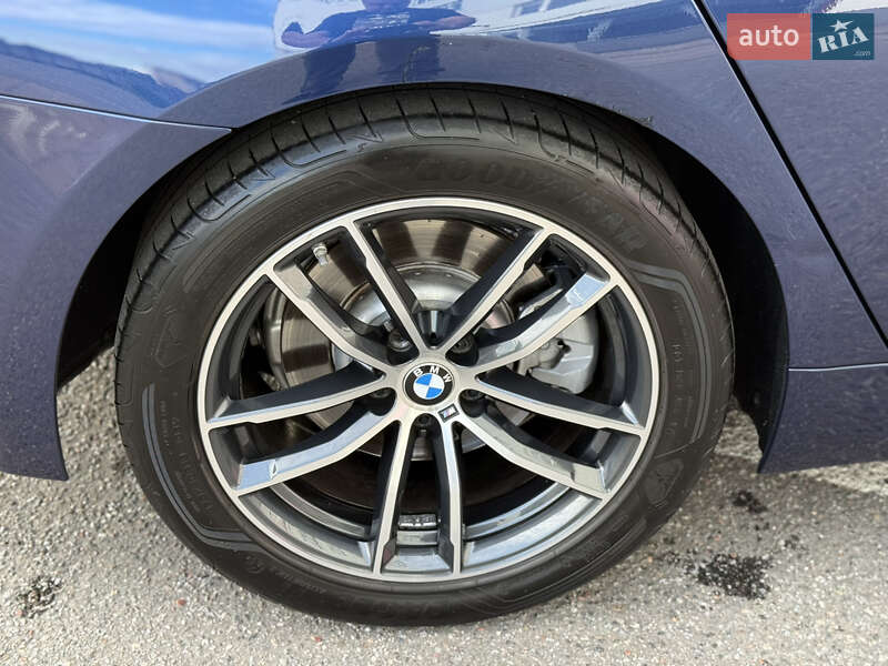 Седан BMW 5 Series 2018 в Києві