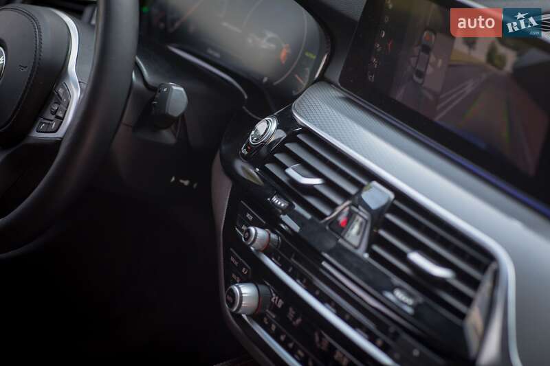 Седан BMW 5 Series 2018 в Киеве