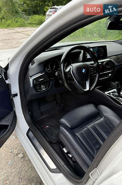 Седан BMW 5 Series 2017 в 