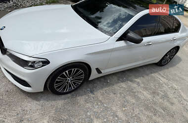 Седан BMW 5 Series 2017 в 
