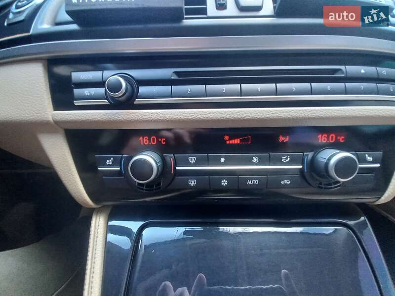 Универсал BMW 5 Series 2011 в Черновцах