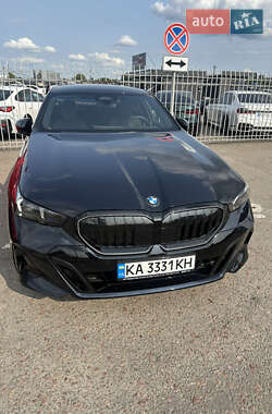 BMW 5 Series 2024
