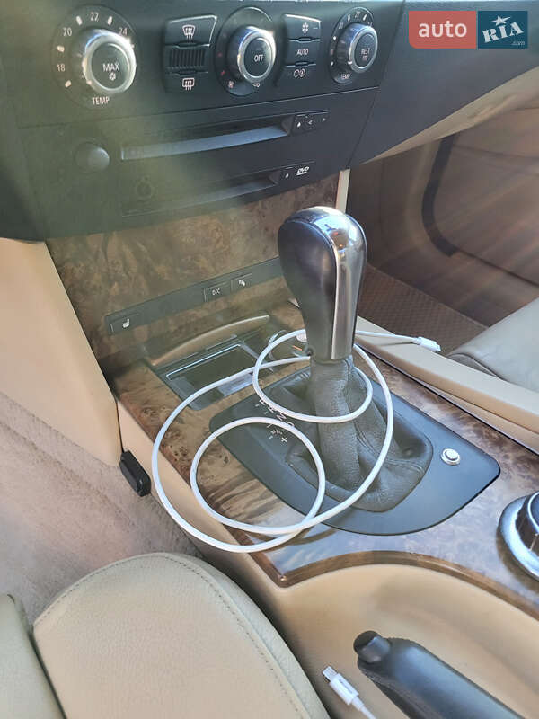 Седан BMW 5 Series 2006 в Львове