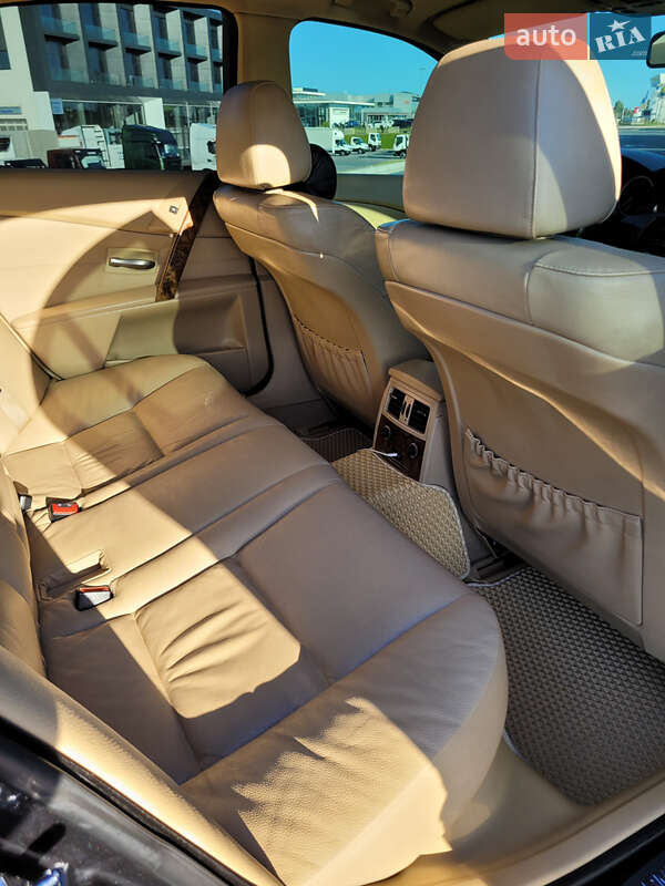 Седан BMW 5 Series 2006 в Львове