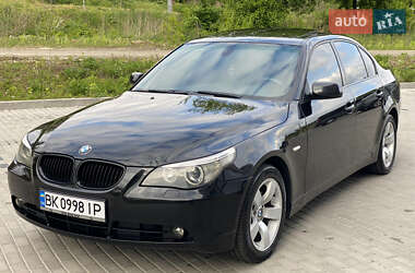Седан BMW 5 Series 2005 в 