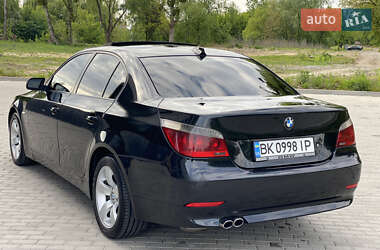 Седан BMW 5 Series 2005 в 