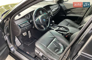 Седан BMW 5 Series 2005 в 